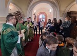 ​Biskup Radoš krstio dvoje djece u župi Biškupec